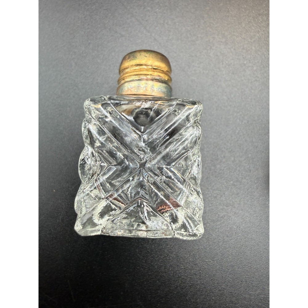 Vintage Crystal Cut Clear Glass Miniature Salt and Pepper Shakers 2 Sets - Picture 3 of 5